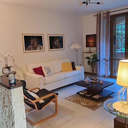 Casa Vacanze Viaggi Dipinti Monterenzio Dış mekan fotoğraf
